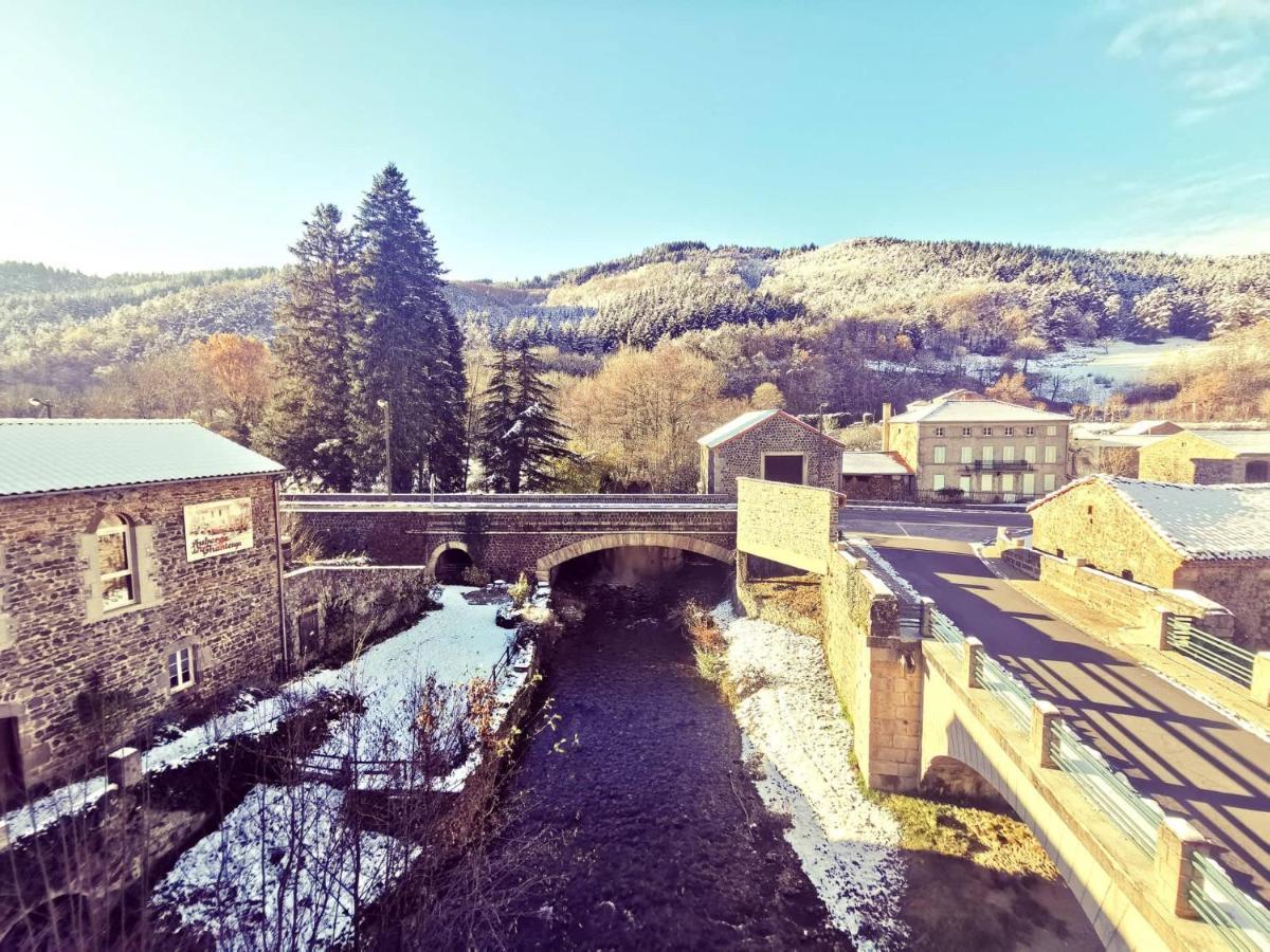 Auberge De Chanteuges Екстериор снимка