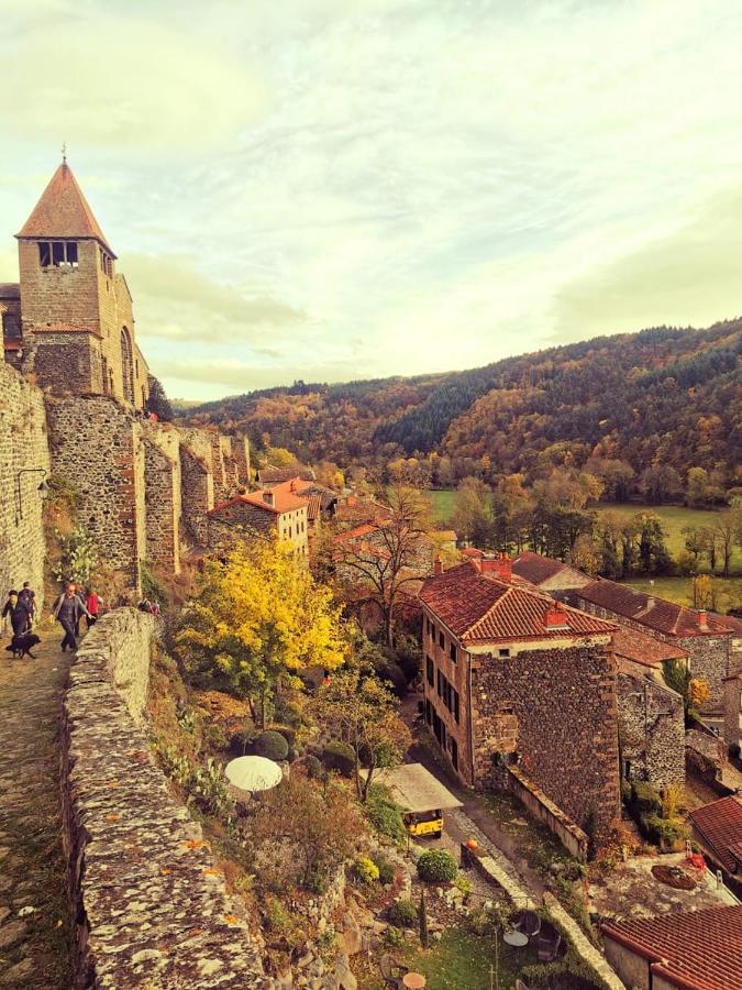 Auberge De Chanteuges Екстериор снимка