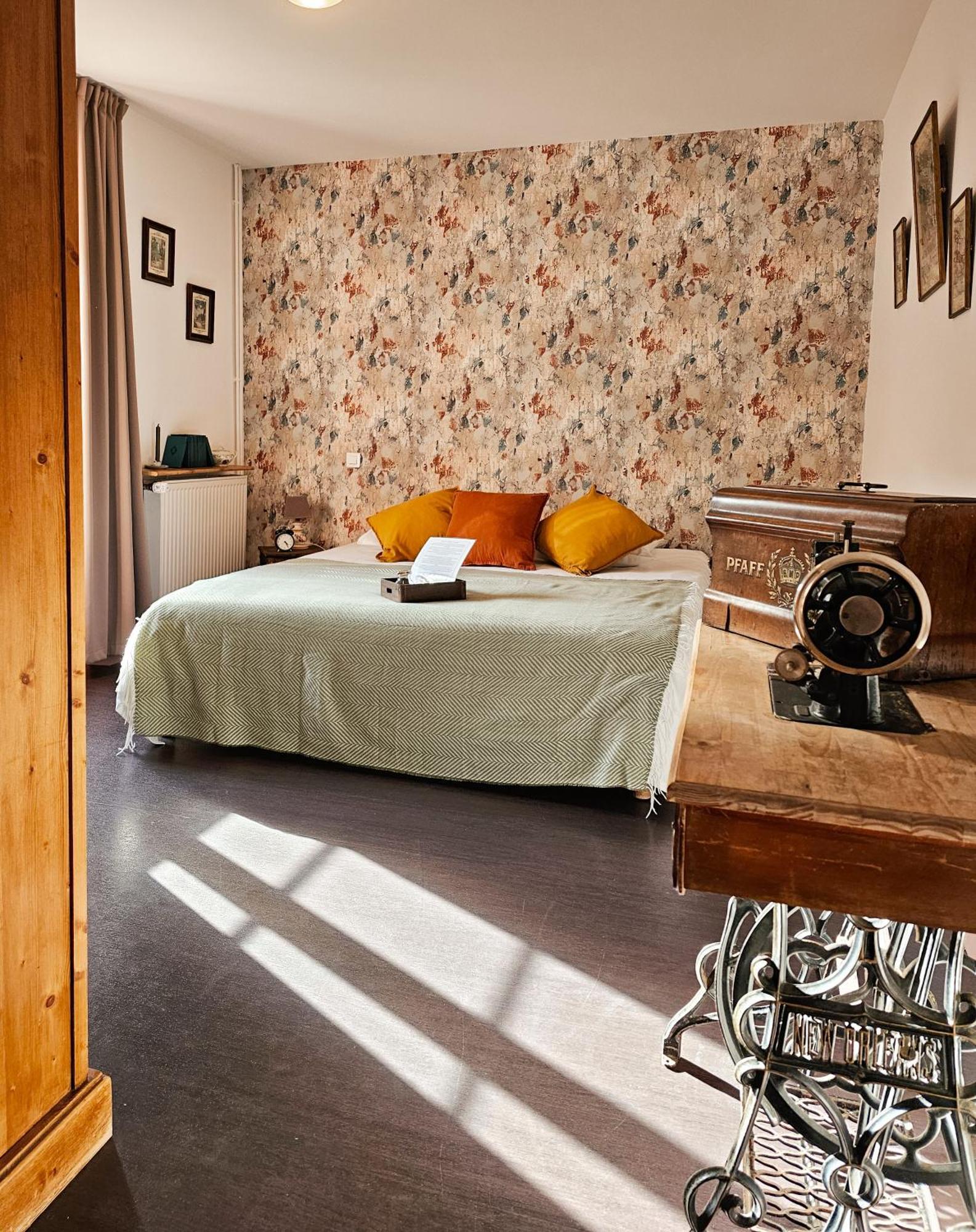 Auberge De Chanteuges Екстериор снимка